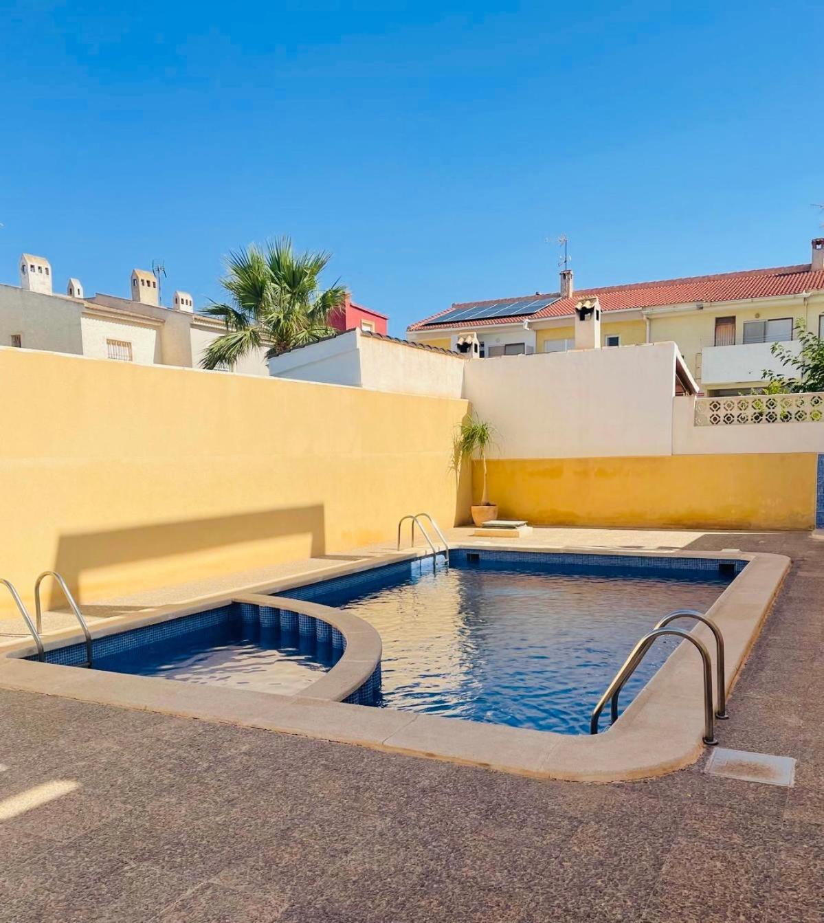 Przytulny Apartament 100M Od Plazy Torrevieja Eksteriør billede